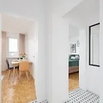 Ludna Overlooking The Center By The Vistula River By Renters Lejlighed Warszawa