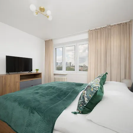 Ludna Overlooking The Center By The Vistula River By Renters Апартаменты *