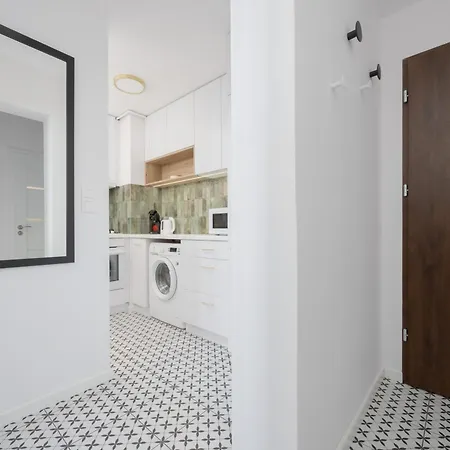 Ludna Overlooking The Center By The Vistula River By Renters Apartamento *